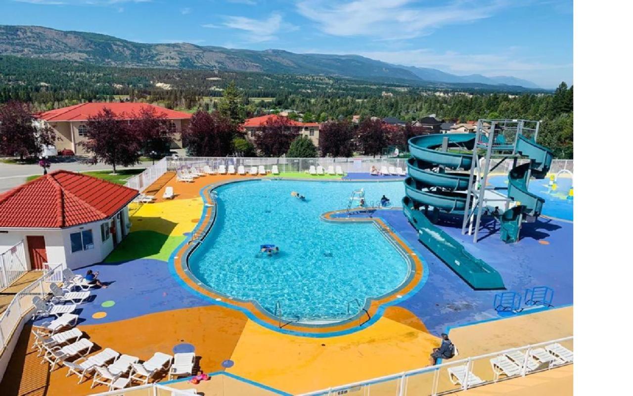 Mountain View And At Aparthotel Fairmont Hot Springs